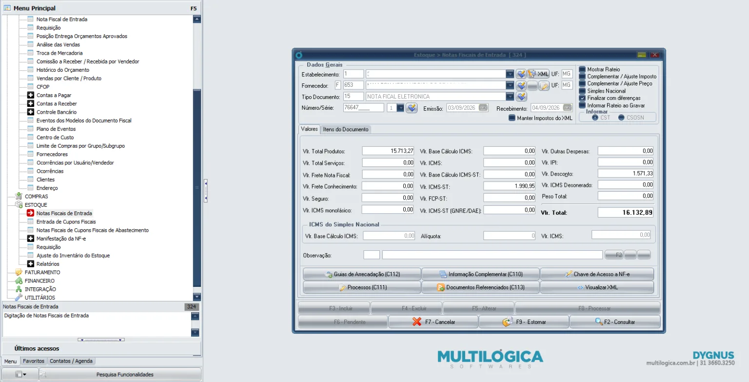 Tela do DYGNUS Premier com o menu principal e a entrada de notas fiscais no módulo de Estoque.